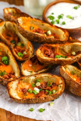 Crispy Oven Baked Potato Skins with sour cream